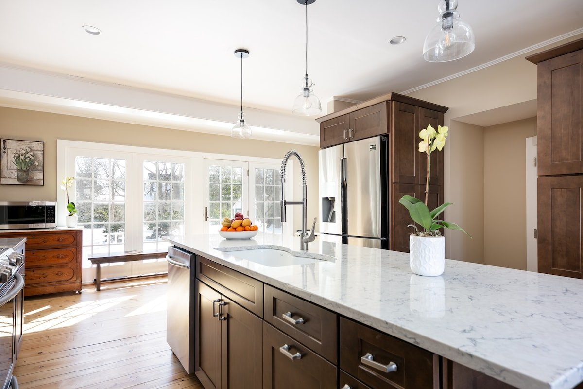 Narragansett Pier, Walk to Beach, 7BR/5BA, 14pp gallery image 3