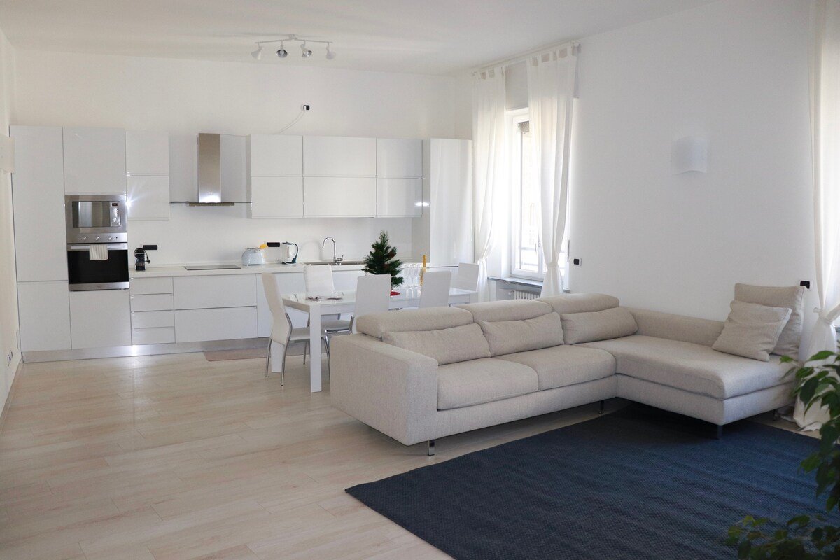 White Jewel, 2 mins walk from Duomo – all NEW gallery image 4