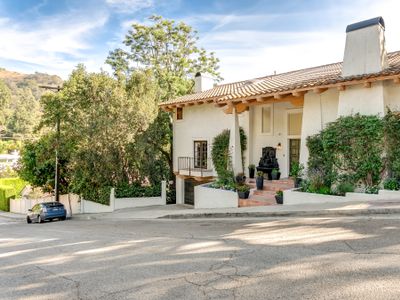 Mediterranean home in BeverlyHills with a view