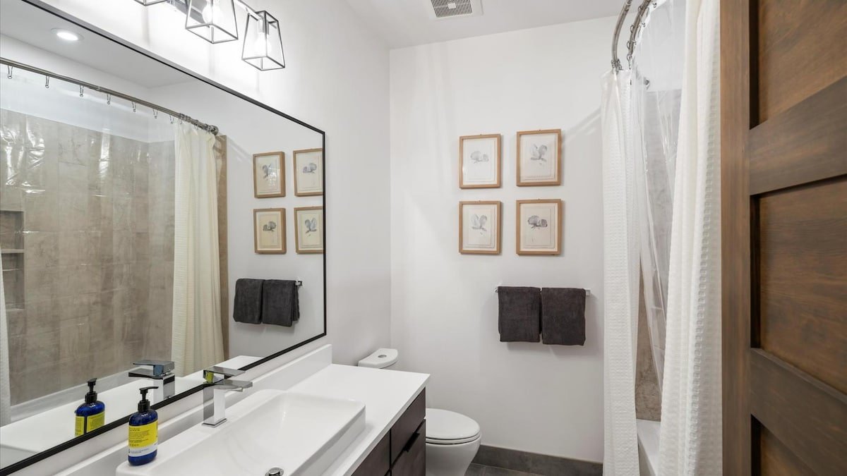 The Lupfer Grand Suite gallery image 3