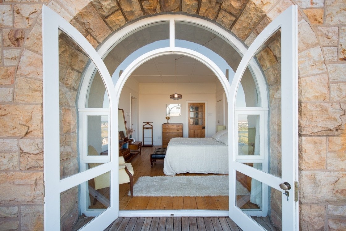 Majestic heritage mountainside home in Muizenberg gallery image 4