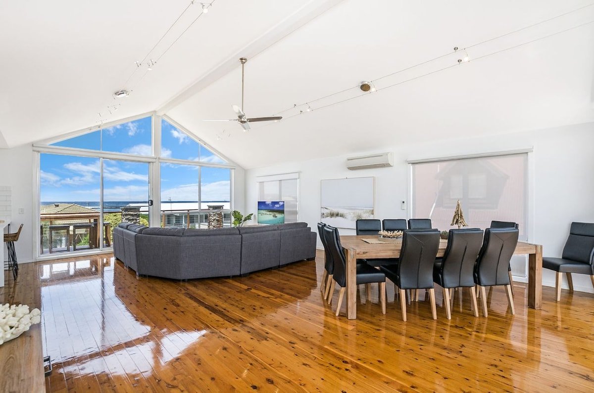 Salty’s with Rural and Ocean Views gallery image 2