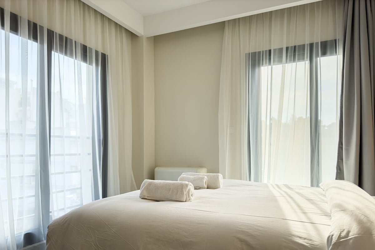 Villa 8 Family Suite with 3 beds and balconies gallery image 5