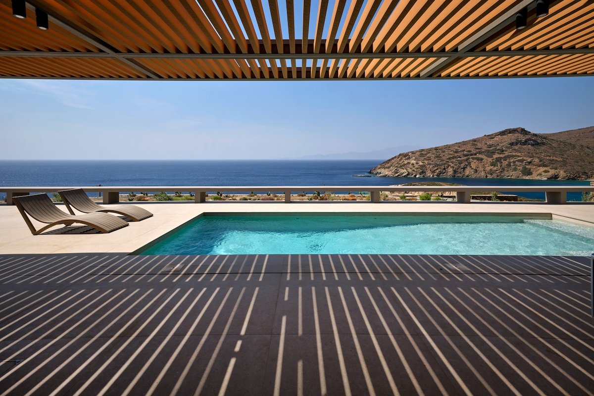 Big Blue Villas II, Andros gallery image 4