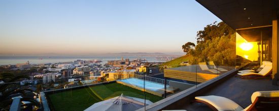 Photo 4 of Merriman accommodation in Green Point, Cape Town with 4 bedrooms and 4 bathrooms