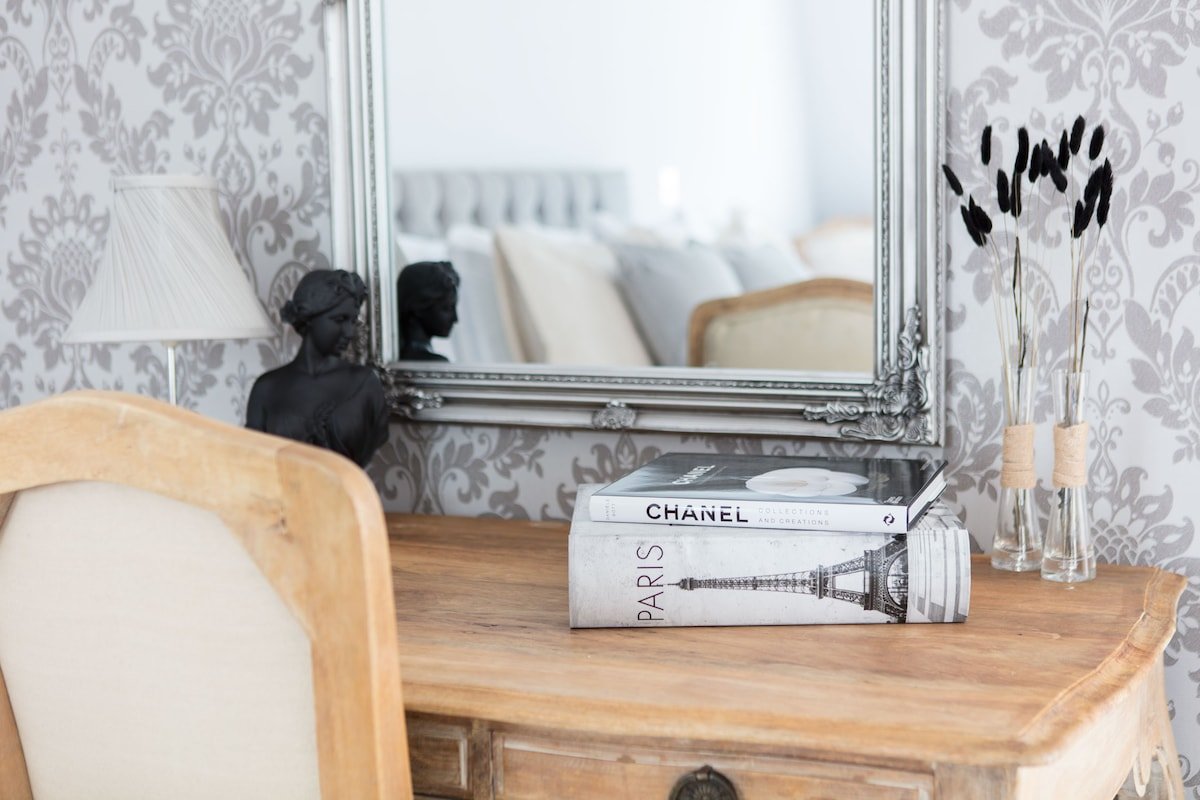 Just redecorated house /garage/3mins to Paddington gallery image 3