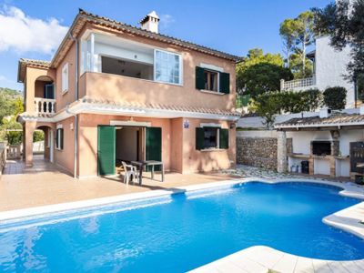 Villa vacacional en Portals Nous