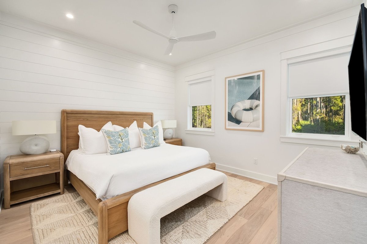 Pelayo Solage|Deeded Beach Access|Private gallery image 2