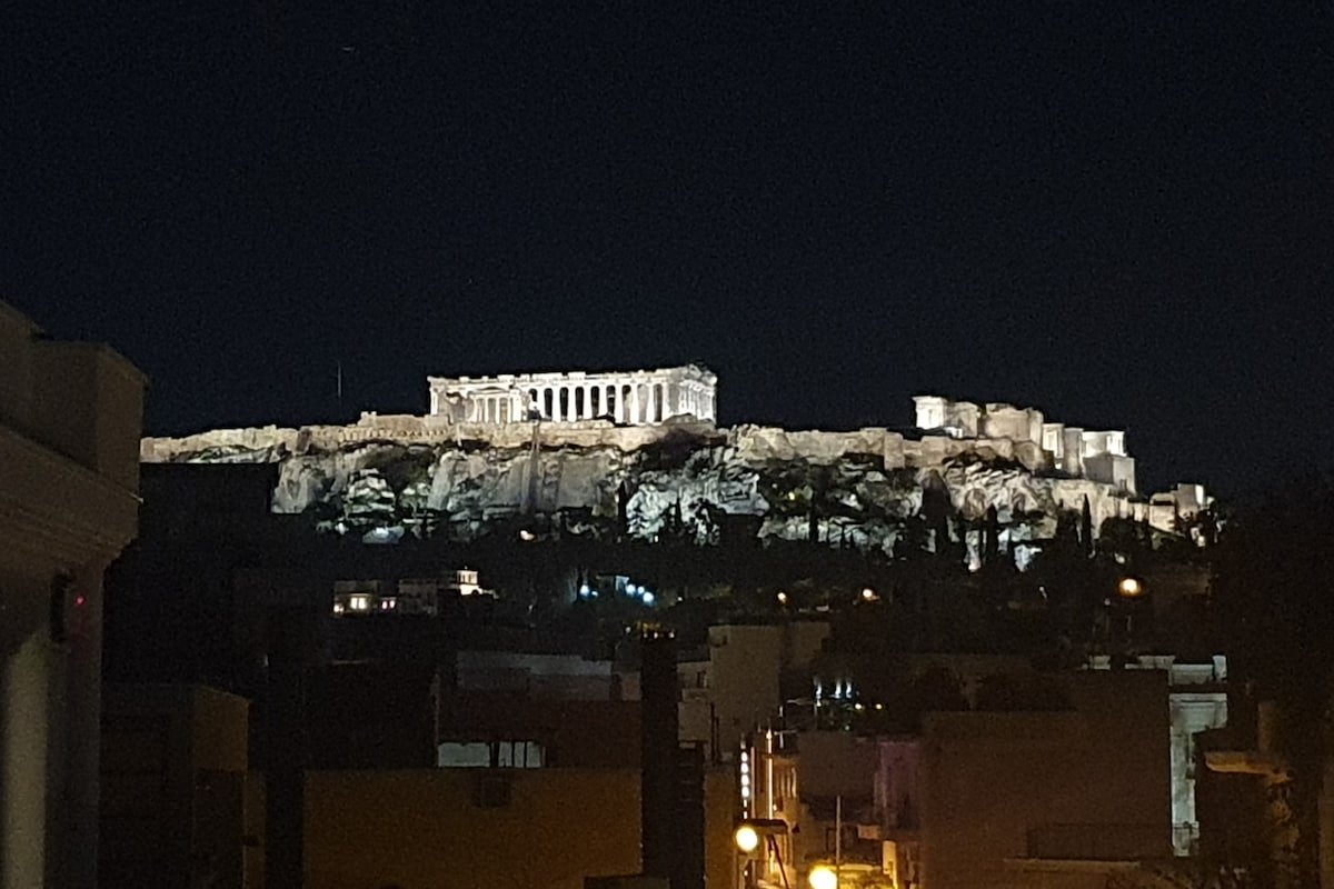 Touristic center&Acropolis view! gallery image 3