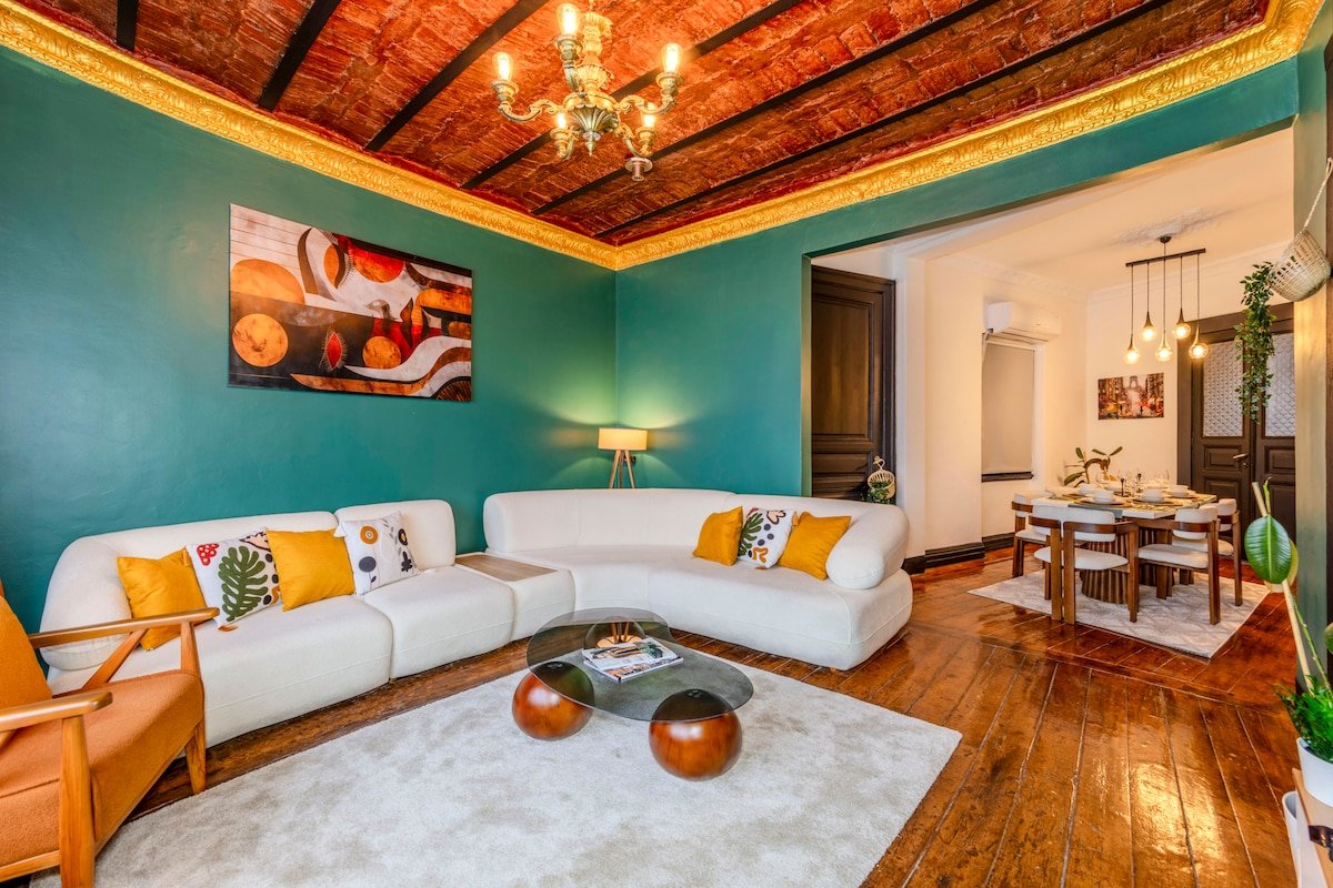 Perfect Apartment on Istiklal Street, Elevator,AC gallery image 3