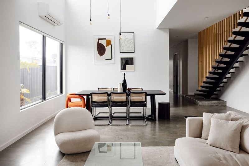 Haven House : mid century modern gallery image 4