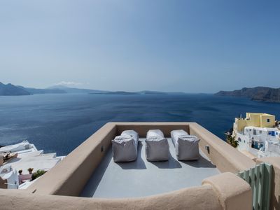 Ammos Oia Mansion