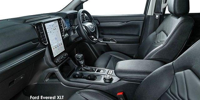 FORD EVEREST 3.0D V6 PLATINUM B6 AWD A/T - 17 