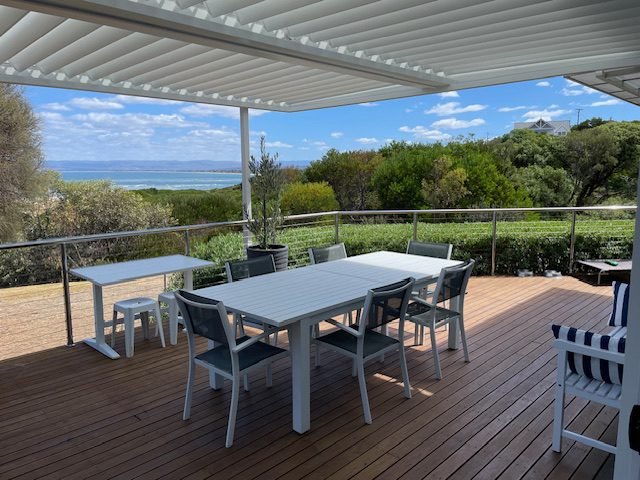 Sandbar Beach House gallery image 4