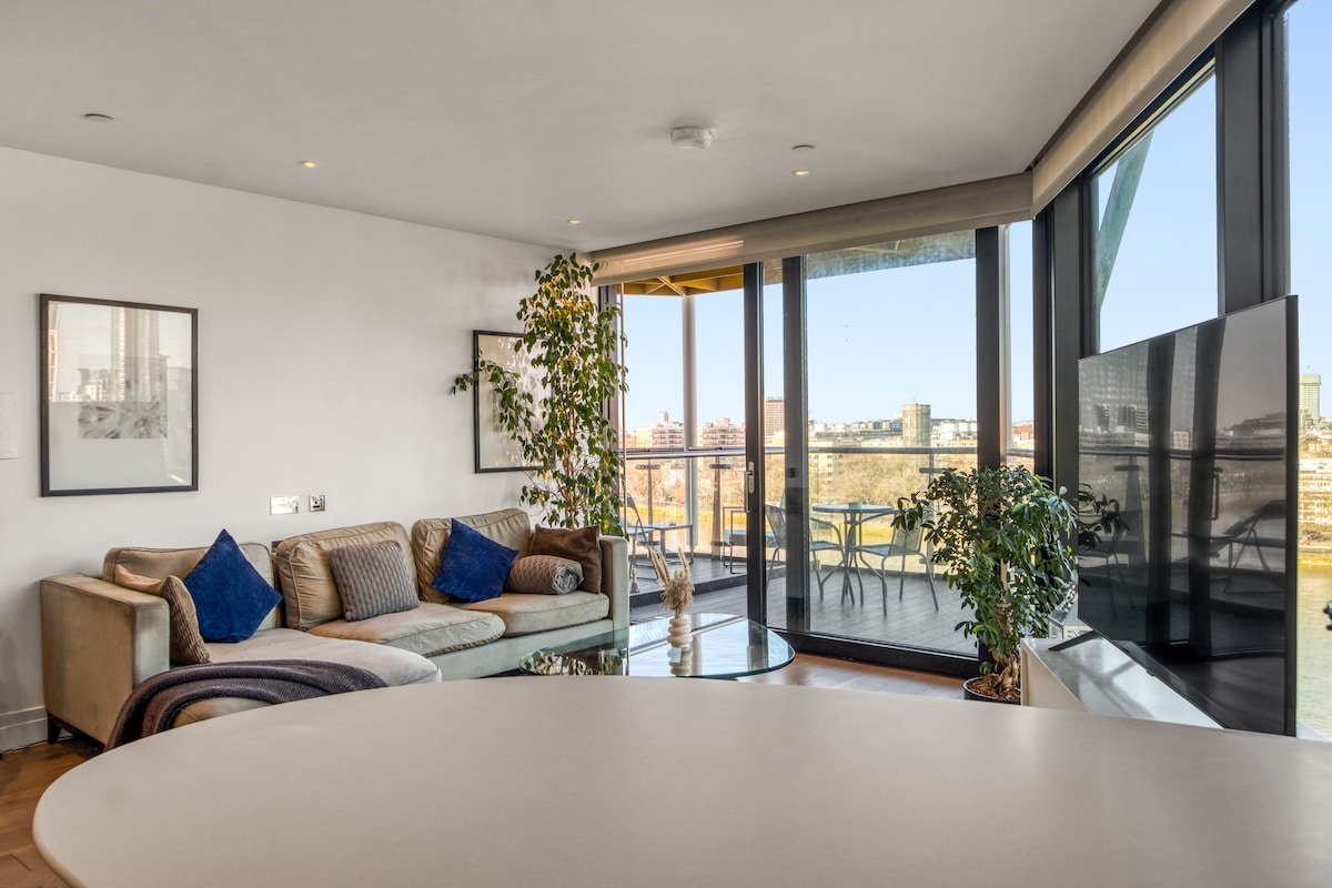 Battersea Power Station | River View | 2BR 2BA gallery image 3