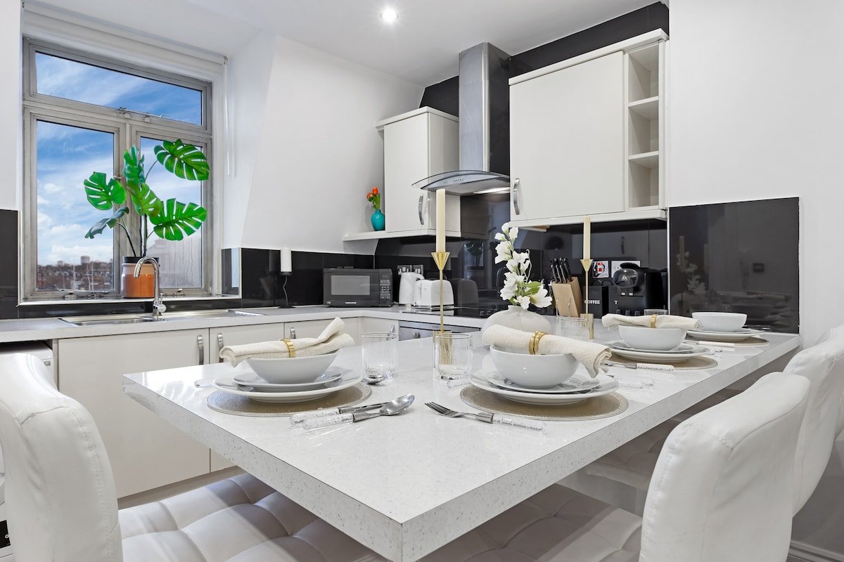 High Kensington boutique 2 gallery image 4