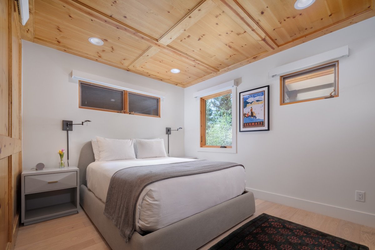 RMR: Summit Chalet Home in Teton Village gallery image 5