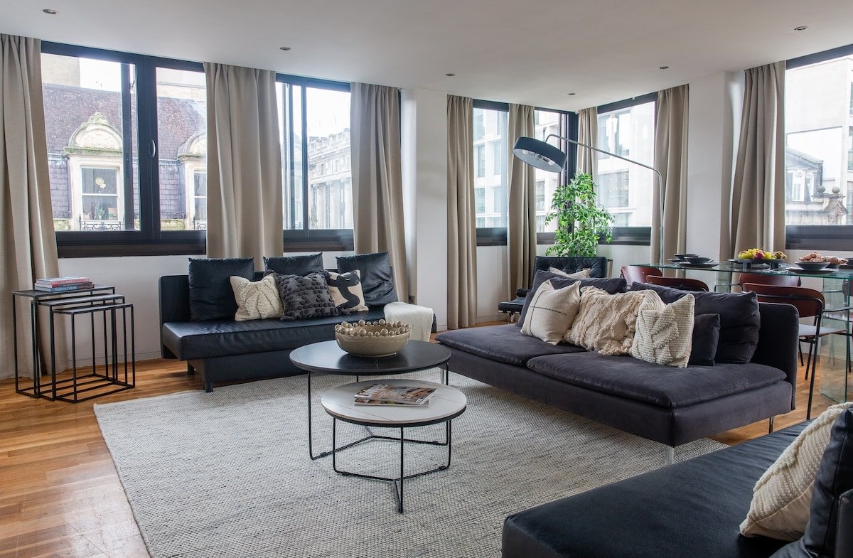 Huge Apartment on Oxford Street- Central London gallery image 3