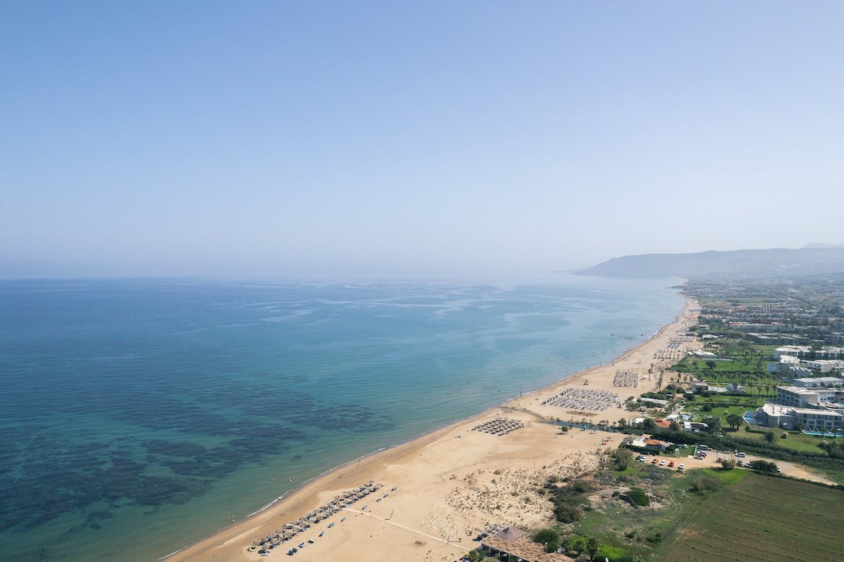 Villa Pinelopi – 350 meters away from sandy beach! gallery image 5