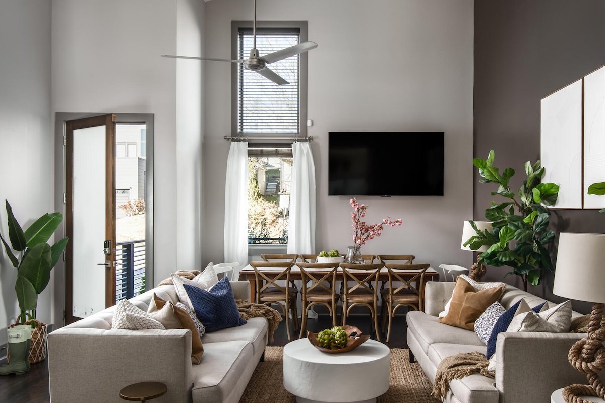 Southern Charm Meets Skyline Views-Two Homes gallery image 3