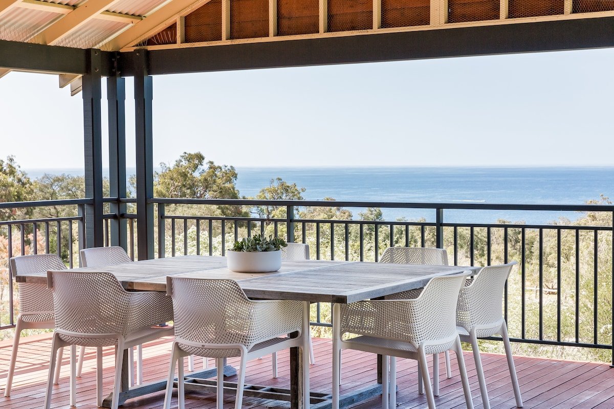 Seaview Retreat gallery image 2