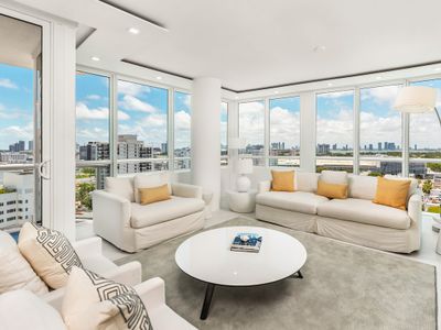 Oceanview Private Condo at The Setai -190102