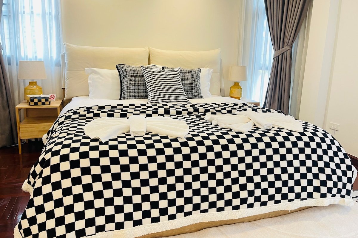 #1 Pool villa市中心素坤逸 @BTS Phromphong near NaNaAsoke gallery image 3