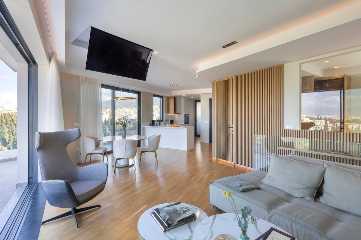 Elegant Penthouse Acropolis View gallery image 4