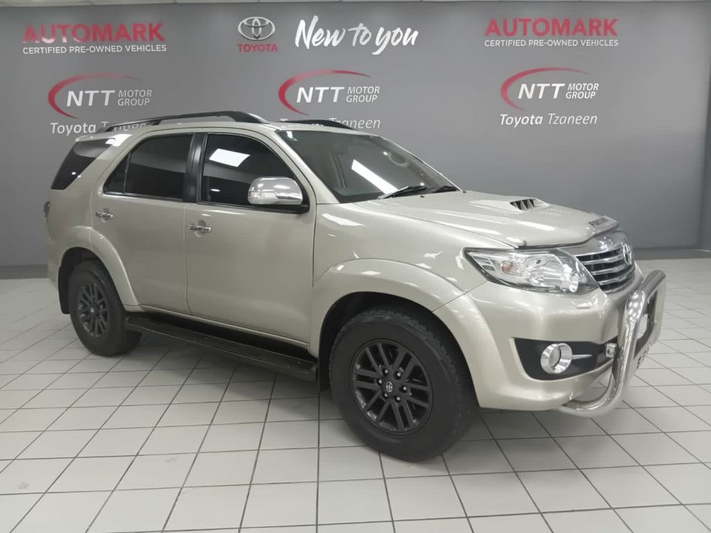 TOYOTA FORTUNER 3.0D-4D 4X4 for Sale in South Africa