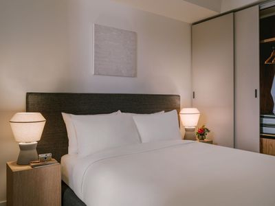 Sonder Apollon | Two-Bedroom Apartment