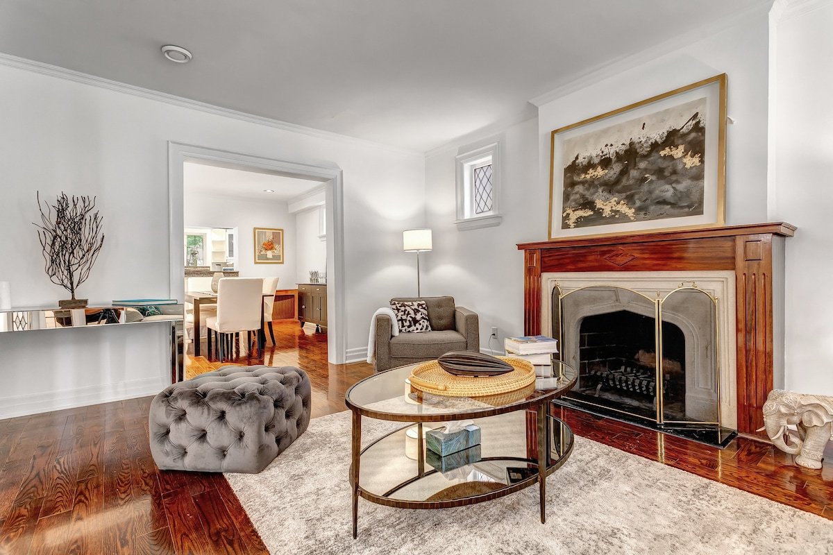 Cheerfull house in mid town luxury district w/ Prk gallery image 4