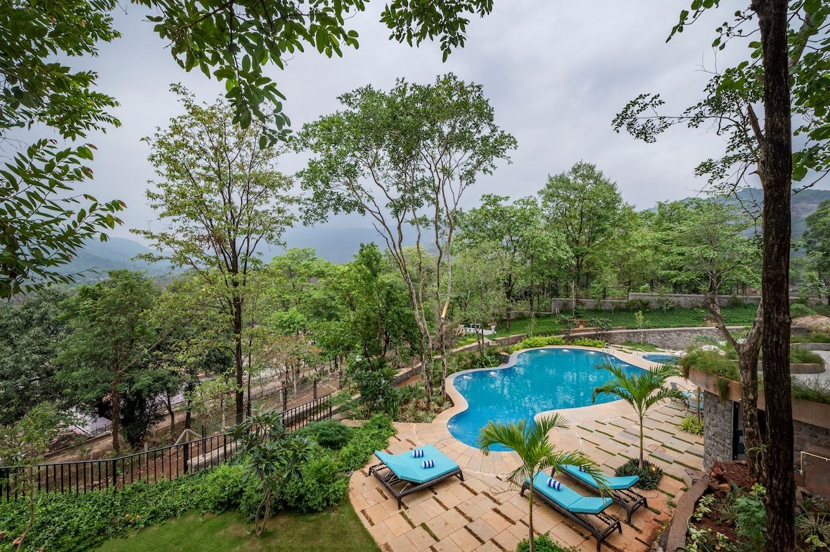 Sonnet: 4BR pool villa with grand piano & lawn