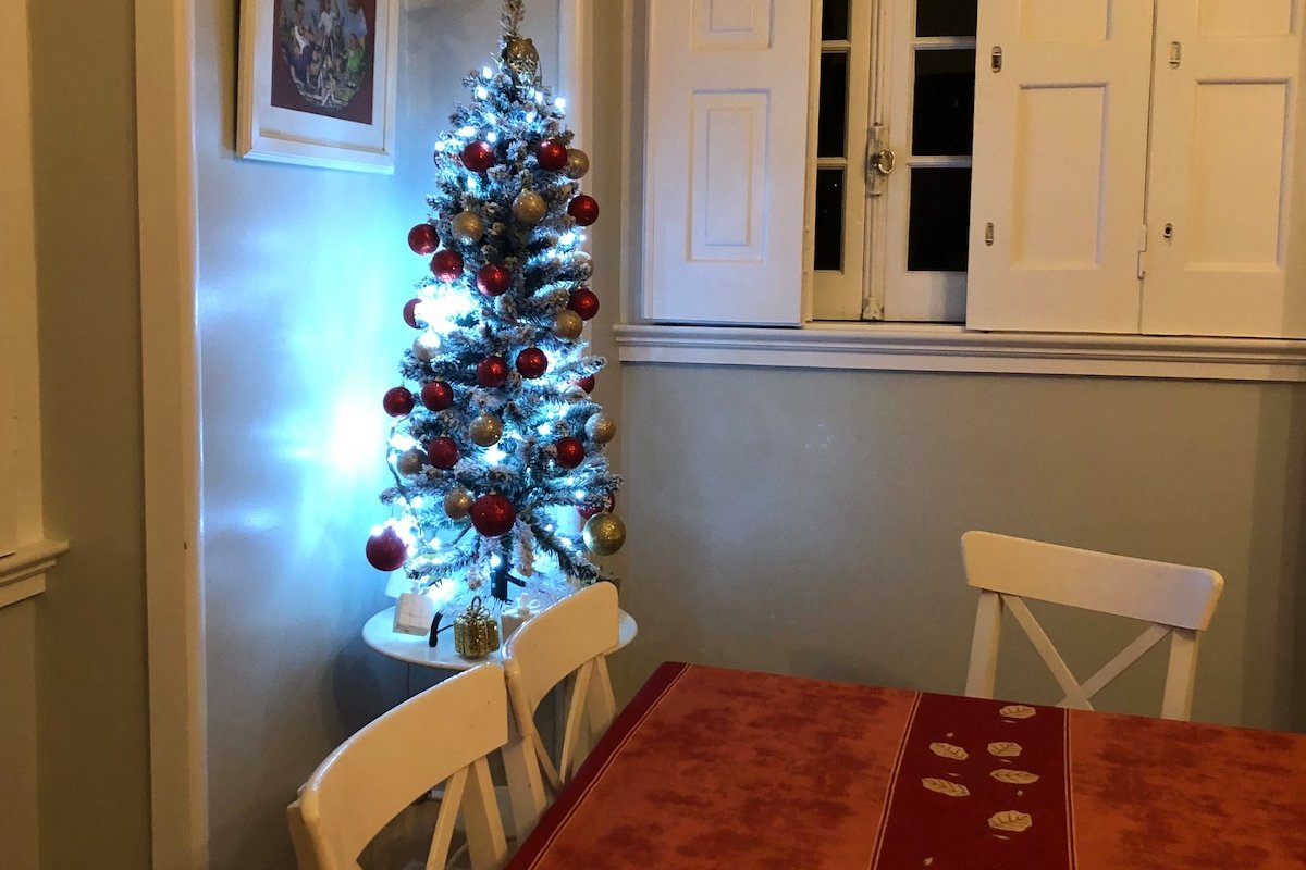 Yellow House-Relax for big families gallery image 5