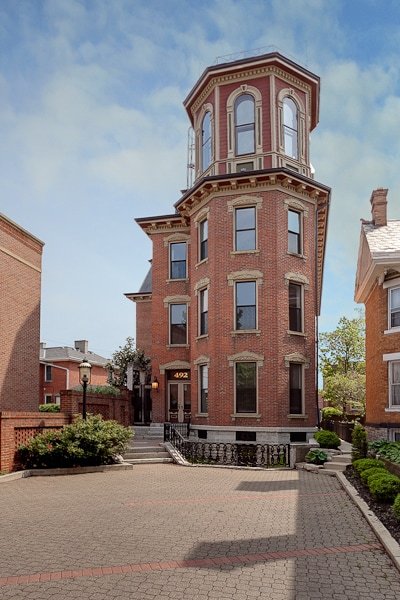 Schwartz Castle German Village gallery image 2