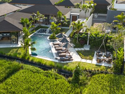 Villa Aglaia: 3BR Ricefield View Pool Ubud