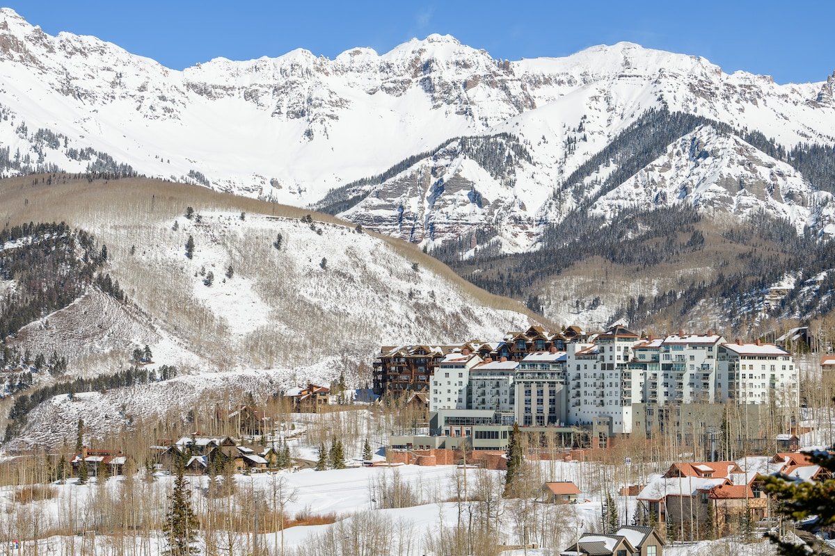 The Ascent gallery image 5