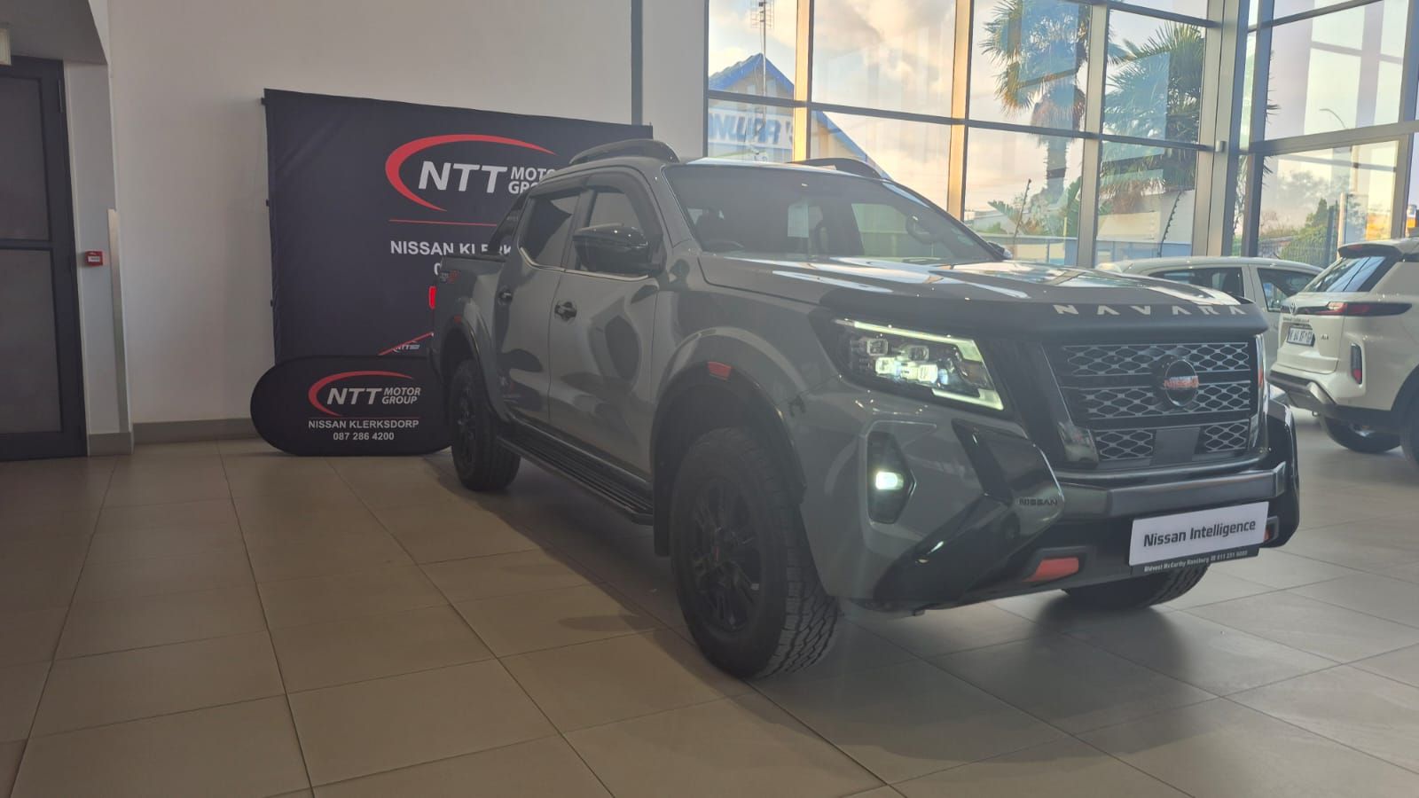 NISSAN NAVARA 2.5DDTI PRO-4X 4X4  for Sale in South Africa