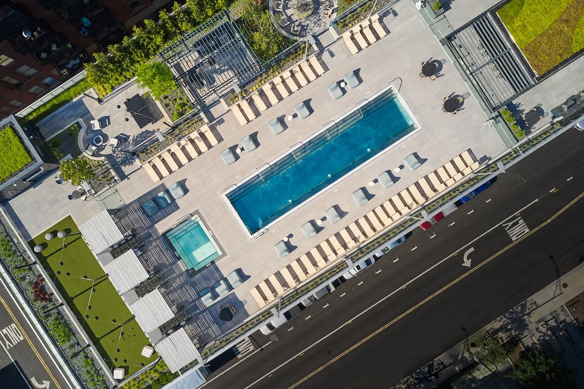 Level- A Dream Getaway. Two Bedroom Suite gallery image 5