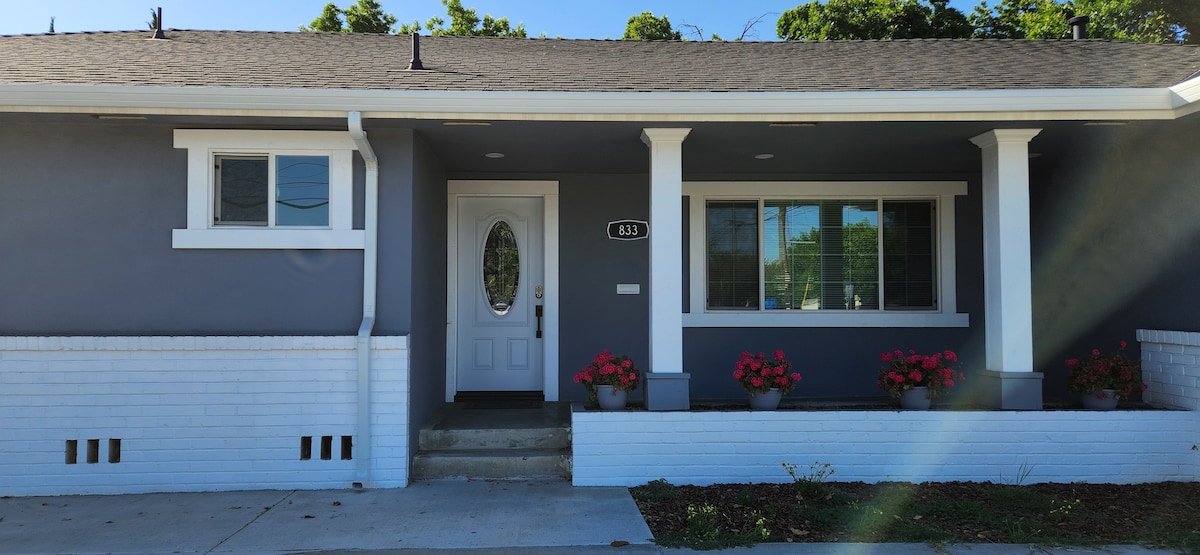 Gorgeous newly renovated gallery image 2