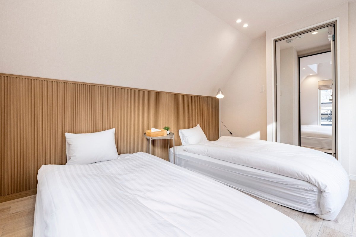 Renovated Shinjuku House, 3 min walk to station gallery image 5