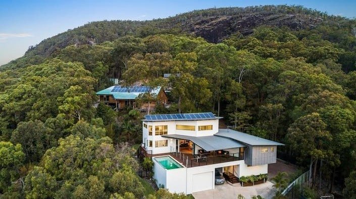 Mt Coolum Hideaway:Pool Luxury Nature Views Relax gallery image 5