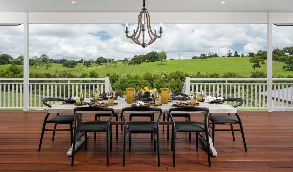 The Easton. Maleny Hinterland Retreat