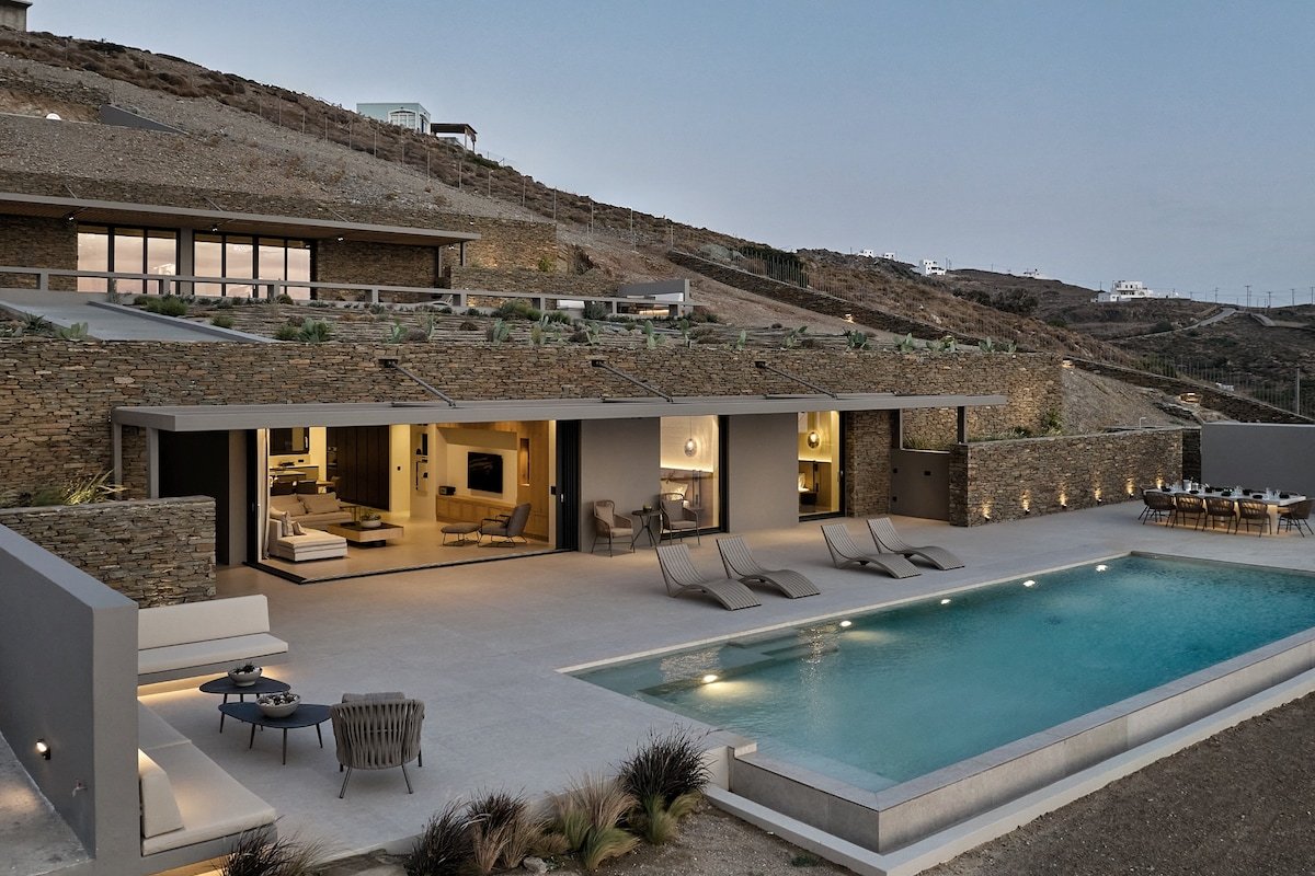 Big Blue Villas I, Andros gallery image 4