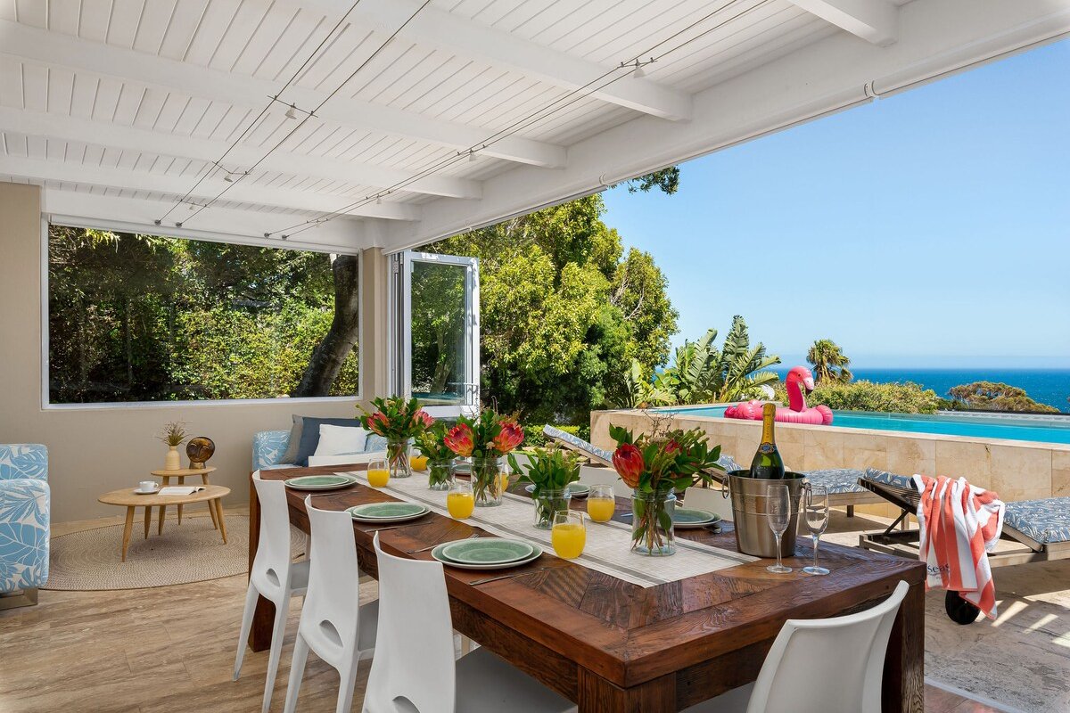 Villa 15 Ottawa – Sea. Sky. Exhale. gallery image 3