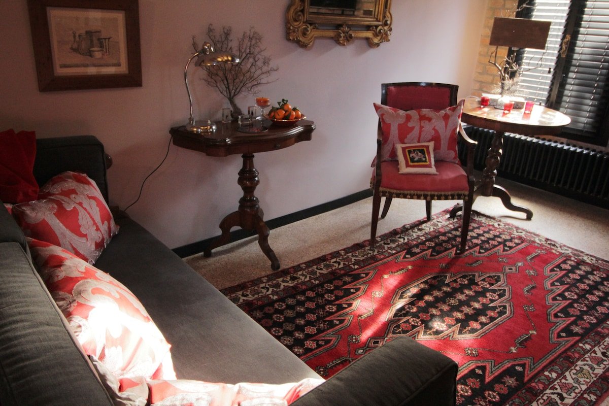 LUXURY BAROQUE CHIC IN SAN MARCO WITH ROOF TERRACE gallery image 5