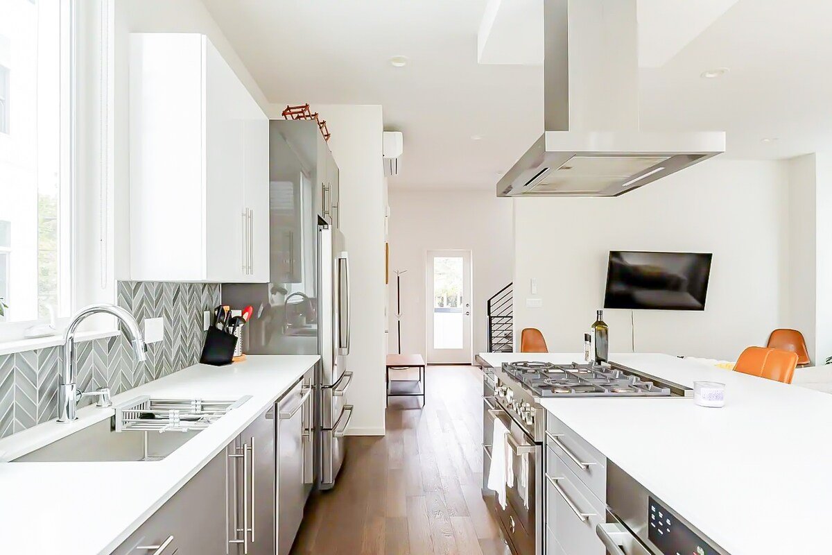 Seattle 3BR | Bright Townhome Near Intl. District gallery image 4