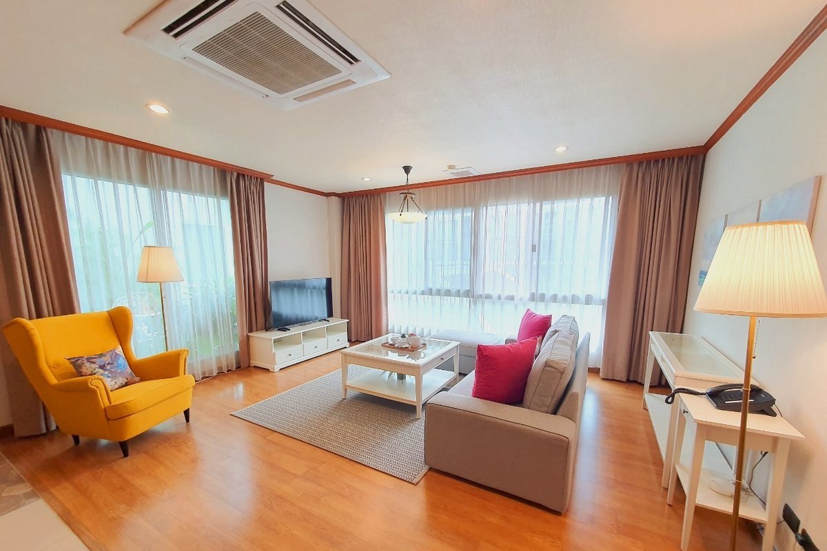 Thonglor Super Luxe Family Suite max10