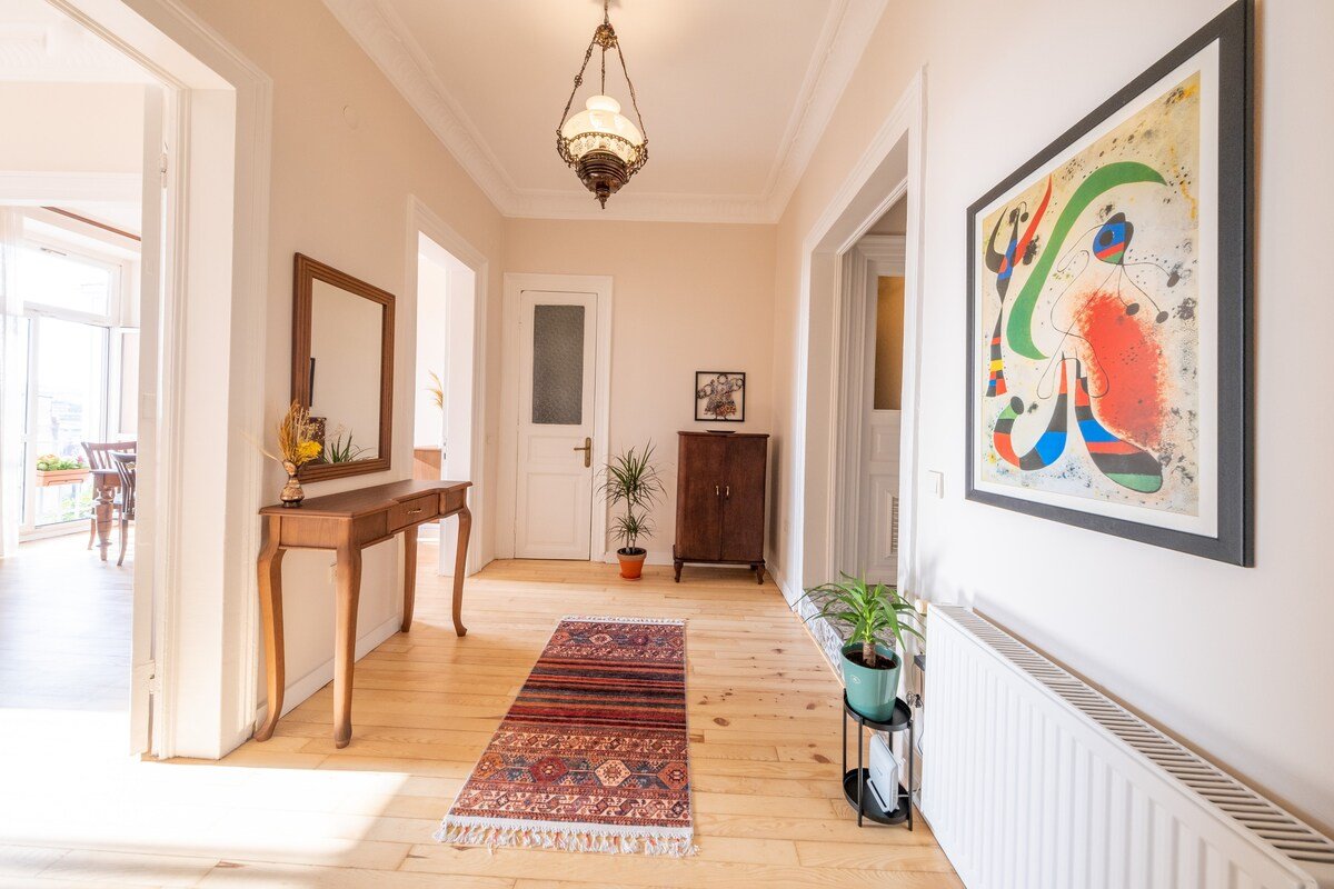 Elegant spacious peaceful 3BR 2BA at the center gallery image 5