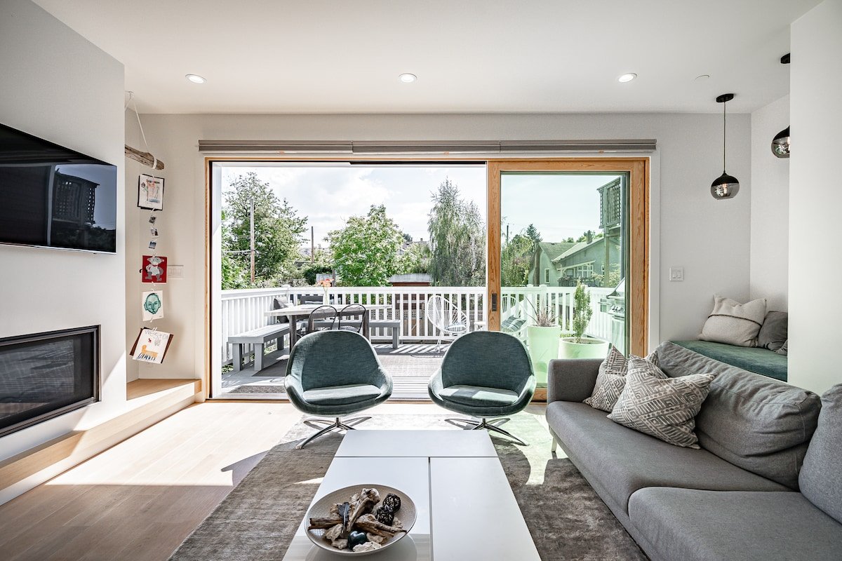 Beautiful New Family home located in heart of Kits gallery image 2