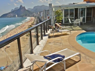 Ipanema Beachfront Luxury – Rooftop Pool & Views
